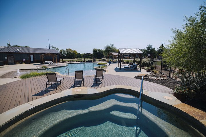 Pool 38 of 119