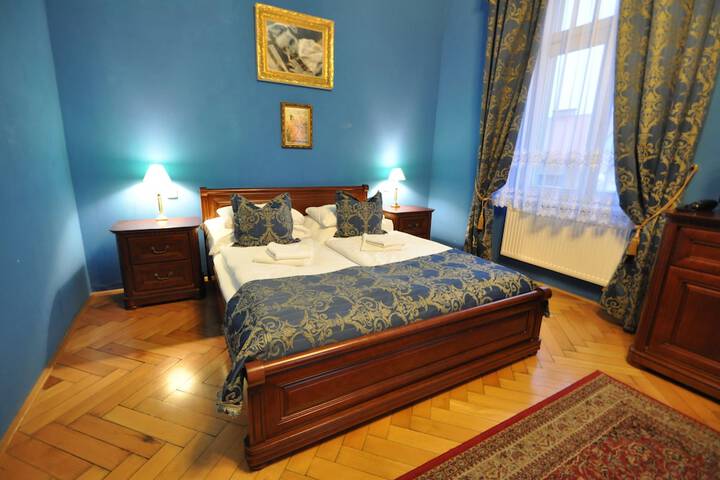 Room 16 of 55