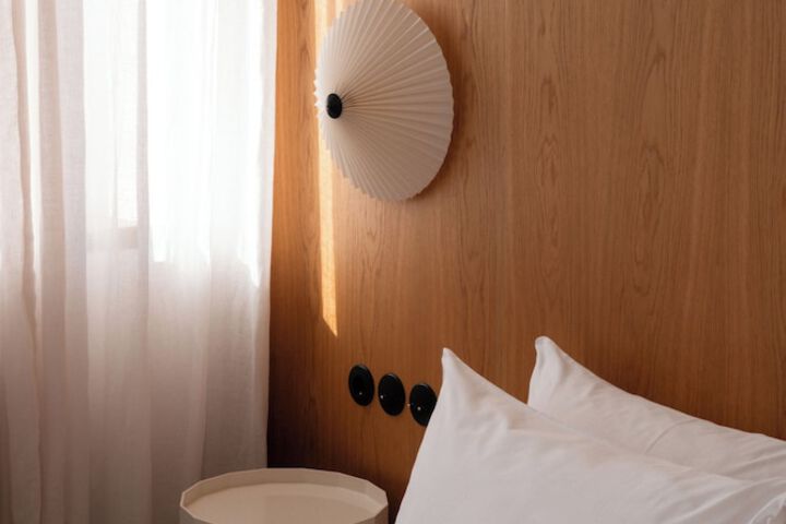 Room 41 of 70
