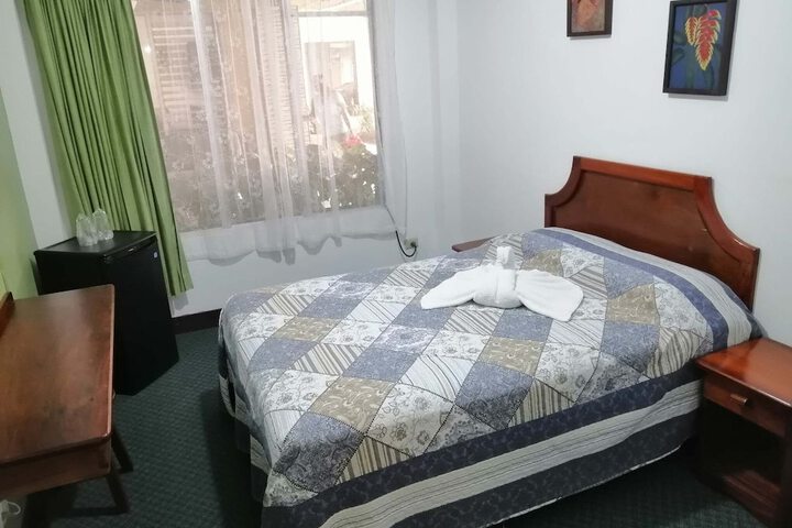 Room 17 of 49