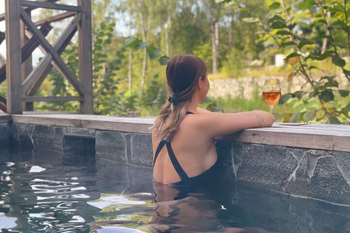 Spa 18 of 65