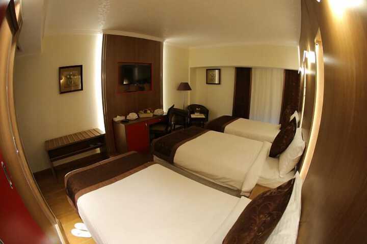 Room 10 of 49