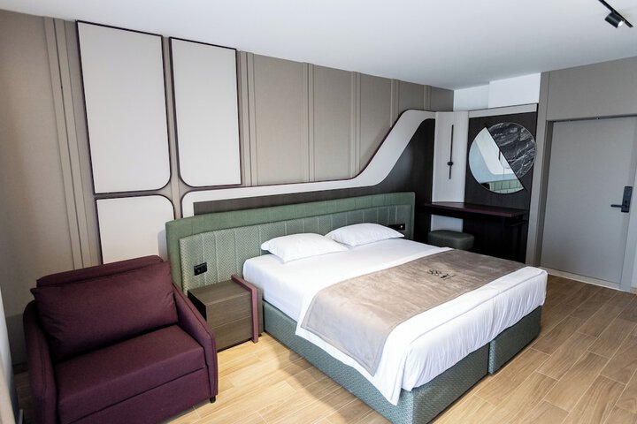 Room 75 of 114