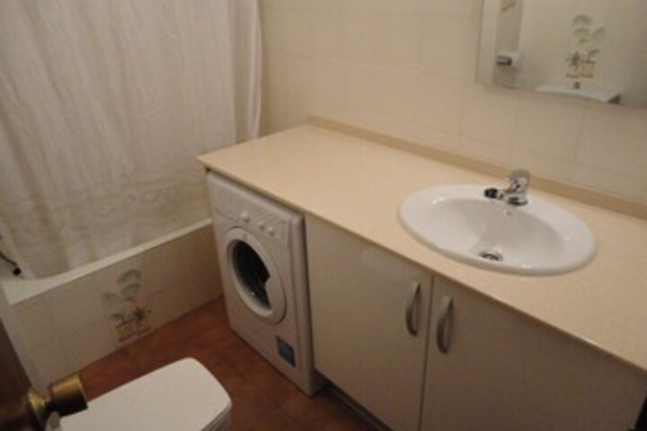Room 2 of 13