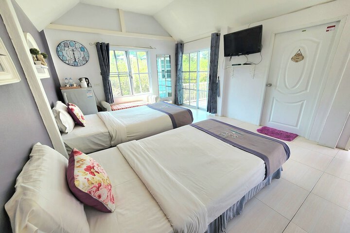 Room 20 of 446
