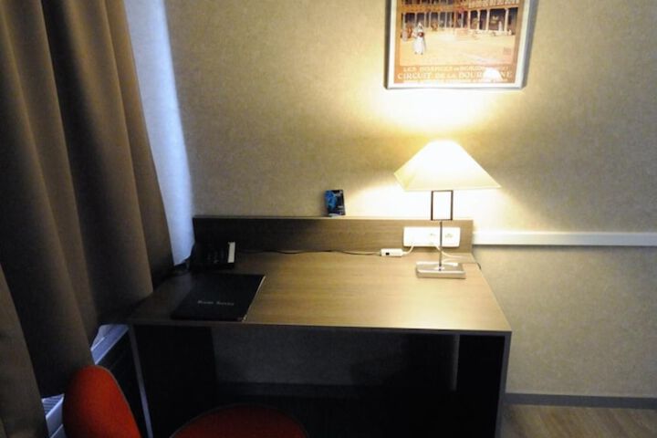 Room 15 of 41