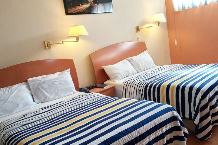 Room 14 of 42