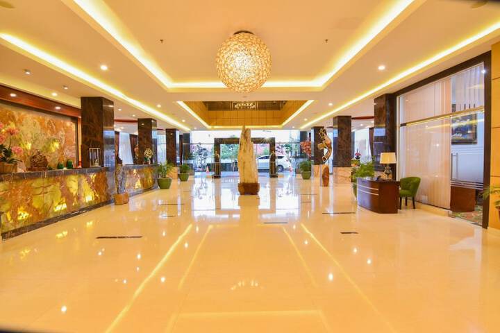 Hotel Interior 6 of 49