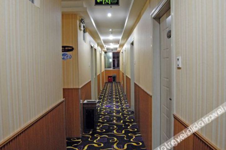Hotel Interior 9 of 35