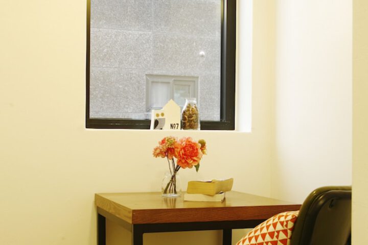 Room 26 of 122