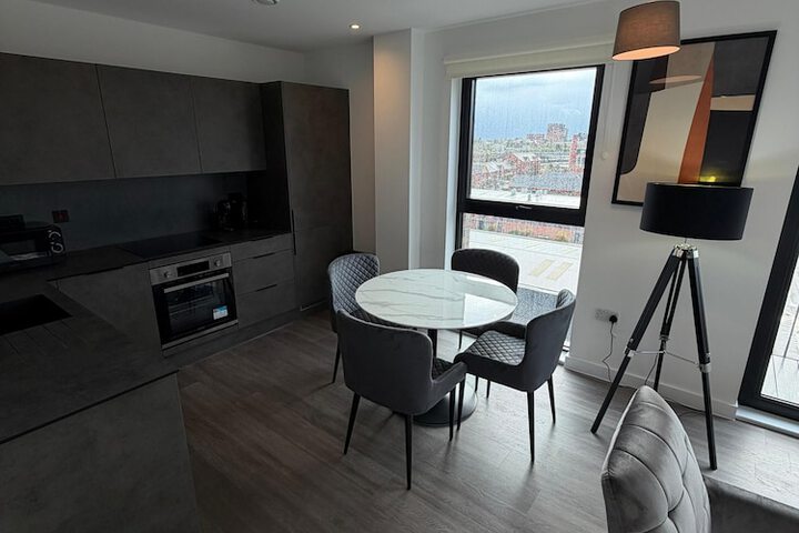 Room 33 of 74