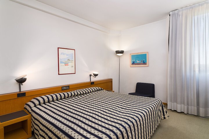 Room 14 of 59