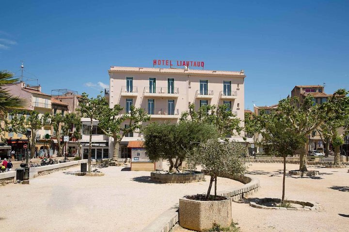 Hotel 41 of 47