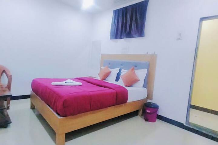 Room 3 of 11