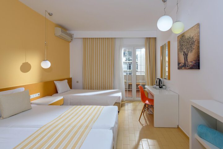 Room 30 of 73