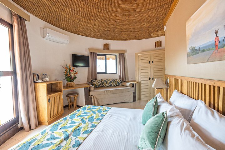Room 3 of 53