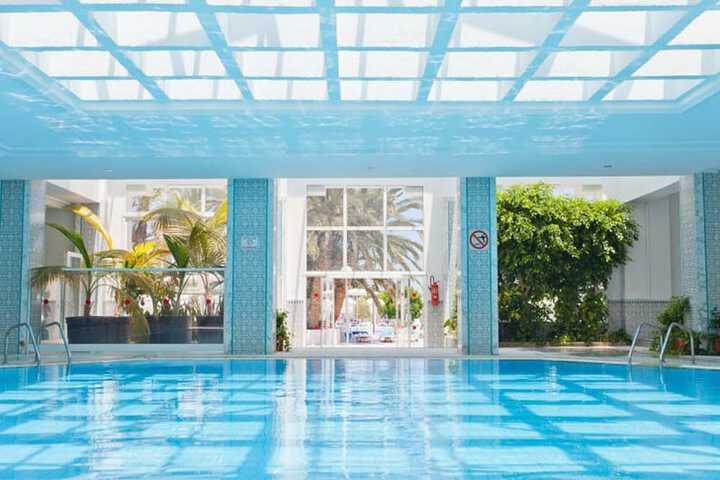 Pool Hotel