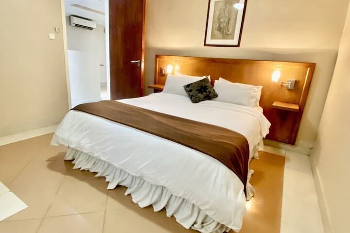 Room 15 of 110