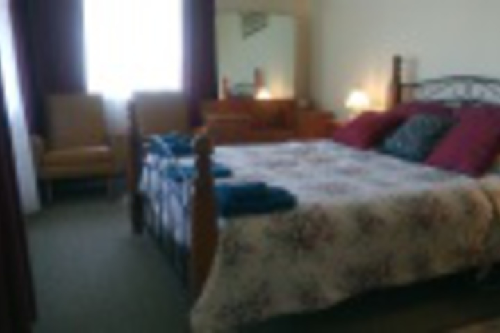 Room 328 of 407