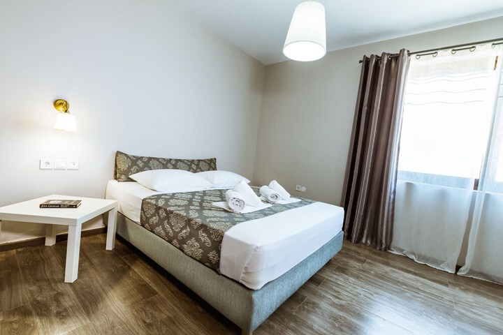Room 13 of 62