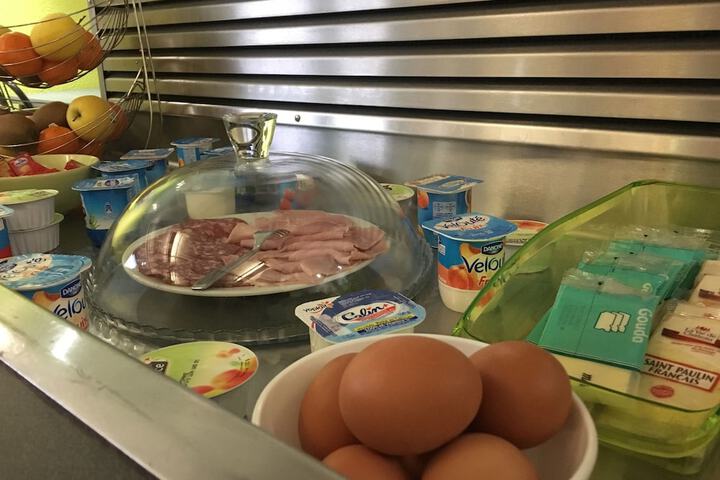 Breakfast area