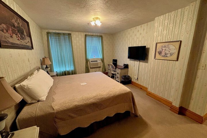 Room 14 of 41