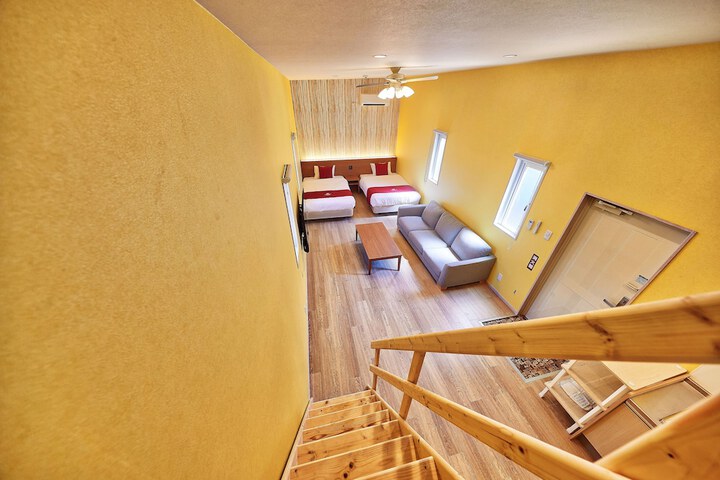 Room 45 of 155