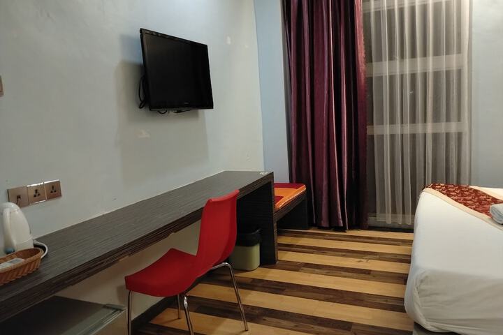 Room 26 of 66