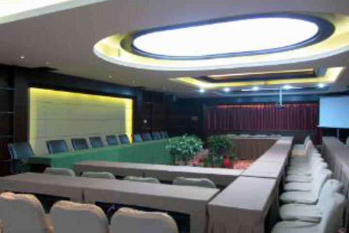 Room 16 of 23