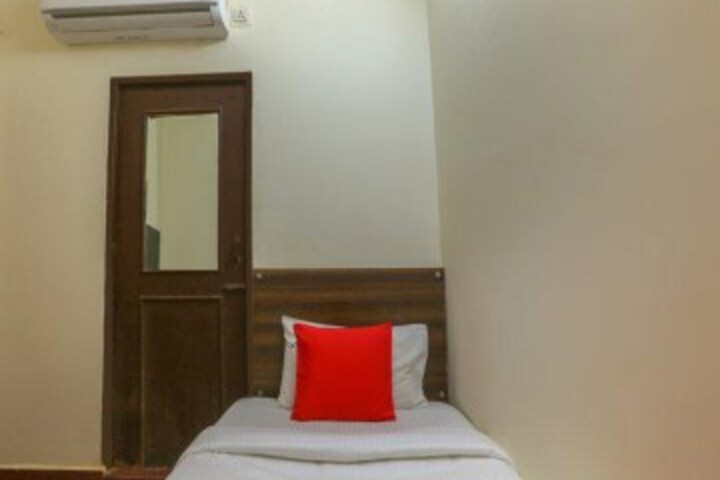 Jayanthi Tower by OYO Rooms