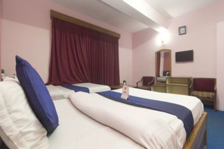 Room 8 of 24