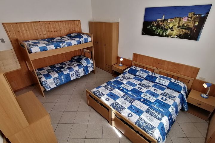 Room 11 of 62