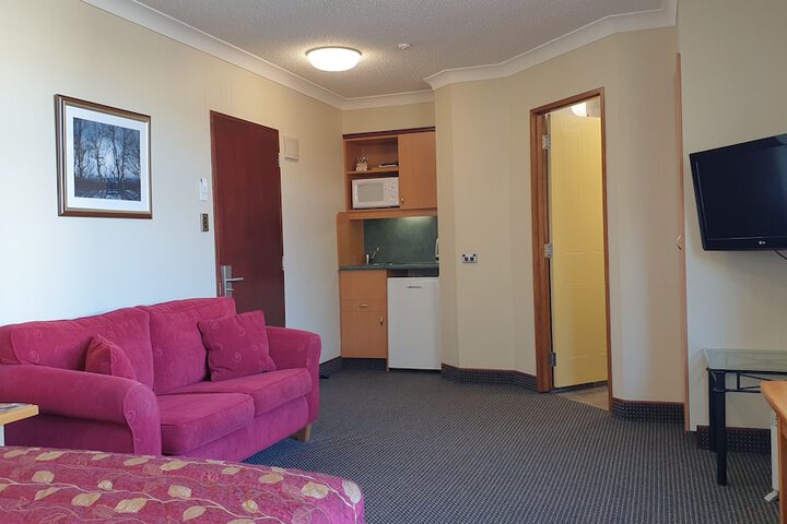 Room 7 of 30