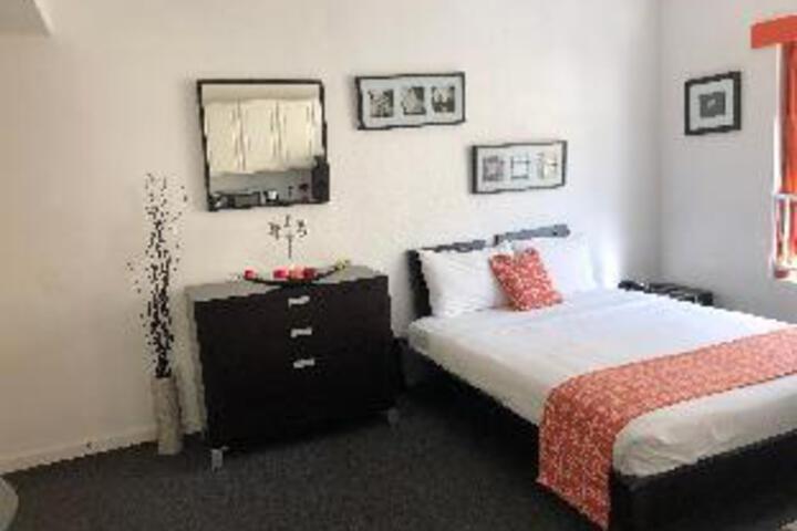 Room 14 of 14