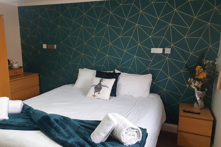 Room 4 of 19