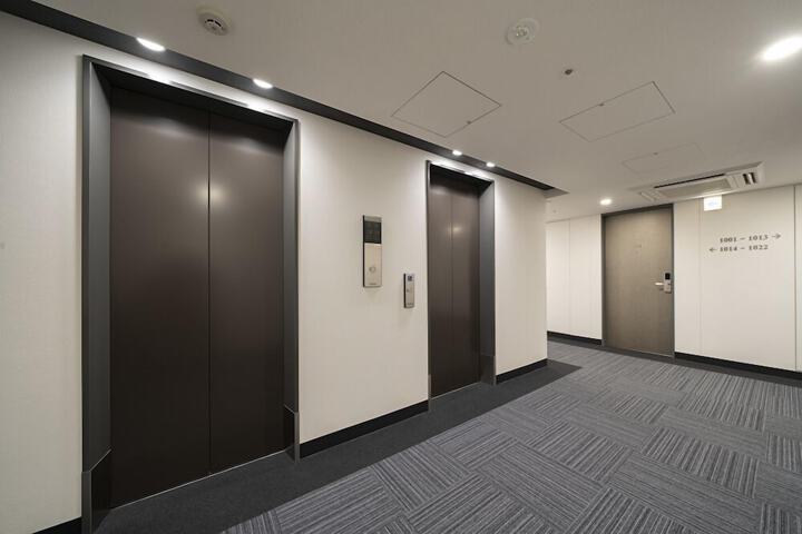 Ballroom/Hall 23 of 26