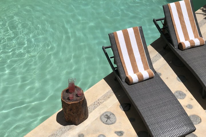 Pool 65 of 94