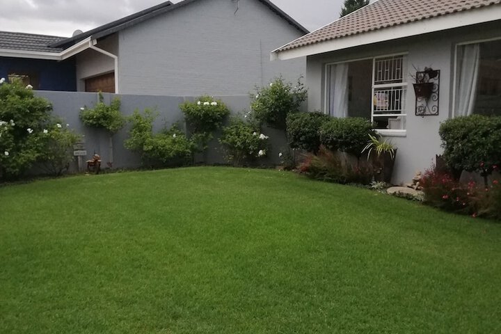 Property Grounds 43 of 51