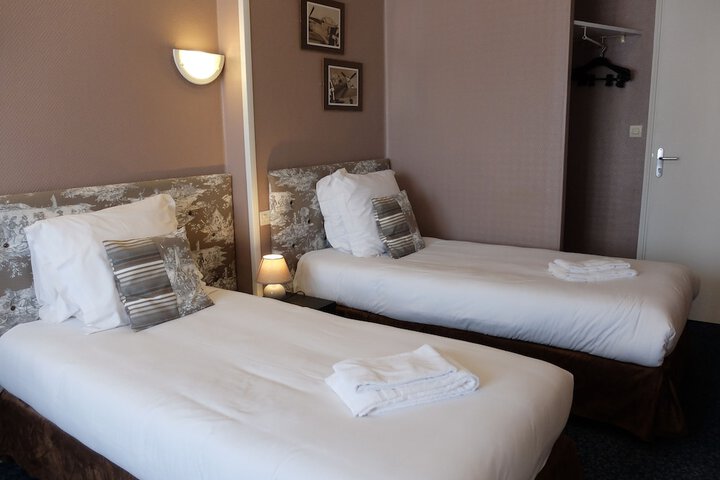Room 4 of 82