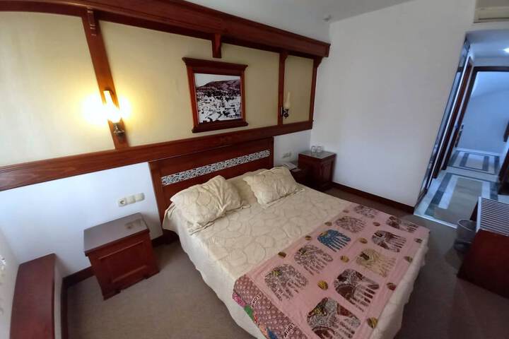 Room 6 of 26