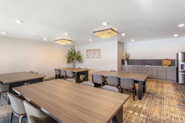 Meeting facility