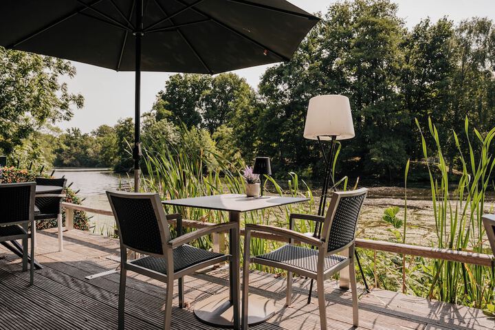 Terrace/Patio 132 of 135