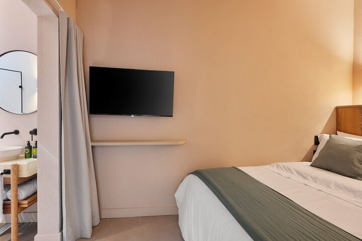 Room 20 of 73