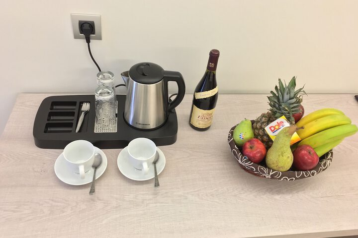 Breakfast/Coffee Service 29 of 114
