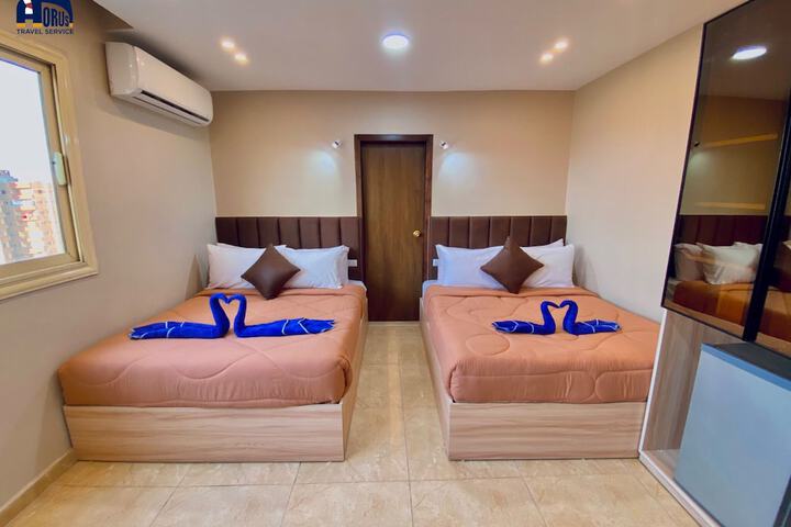 Room 15 of 32