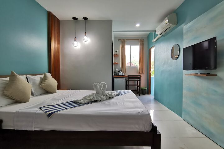 Room 15 of 90