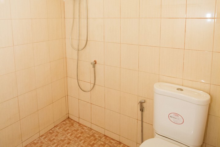 Room 17 of 42