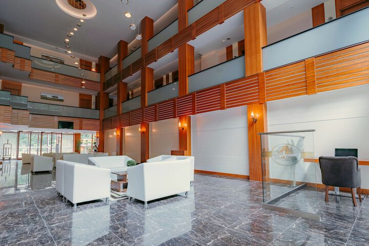 Hotel Interior 4 of 69