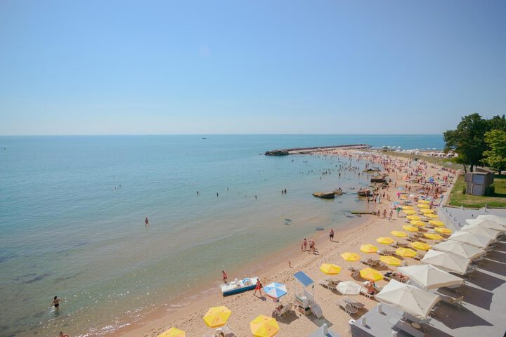 Beach 43 of 50