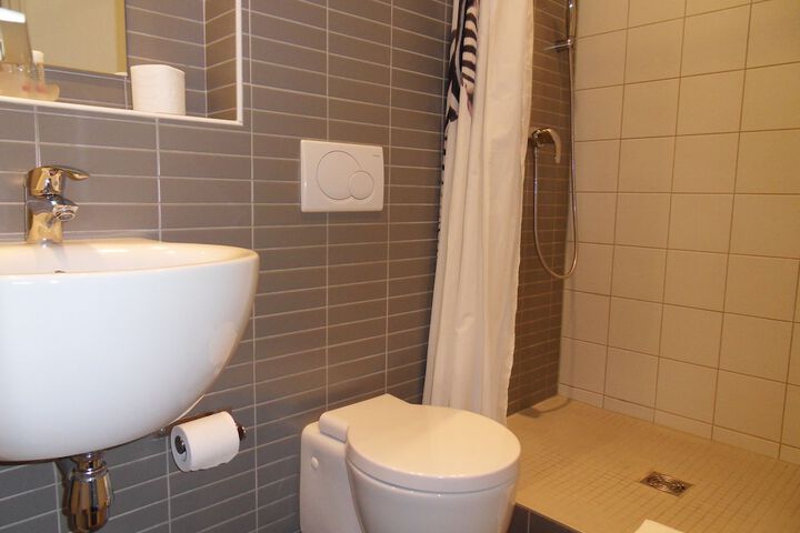 Room 45 of 75